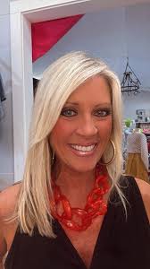 Big and bold elephant charm necklace