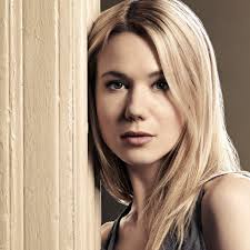 Kristen Hager von ABC für Serienpilot "The Adversaries" engagiert