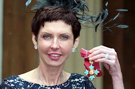 Quem é Denise Coates, a mulher que ganha mais do que qualquer CEO da S&P  500