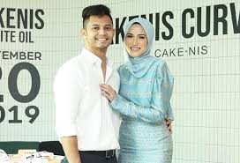 A post shared by hanis zalikha (@haniszalikha). Netizen Pertikai Produk Minyak Kurus Hanis Zalikha