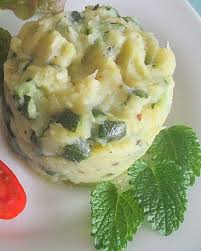 Zucchini Kartoffelpuree Von Movostu Chefkoch Rezept Rezepte Puree Rezept Vegetarische Hauptgerichte