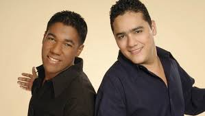 Fue en ese año cuando el canal liñán quería presentar al hermano del fallecido kaleth morales con herney luna, el director de la. Asi Se Conocieron Juank Ricardo Y Kaleth Morales Portalvallenato Com