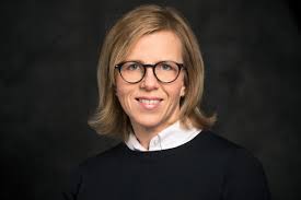 Ensi viikolla vieraskynässä Mia Heikkilä (kuvassa), Ann-Christin Furu,  Anette Hellman, Anne Lillvist ja Anna Rantala