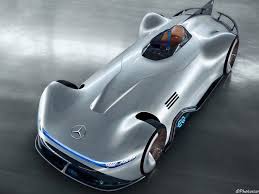 Mercedes Vision Eq Silver Arrow Concept 2018 Un Design Futuriste Comment Dessiner Une Voiture Dessin Voiture Mercedes