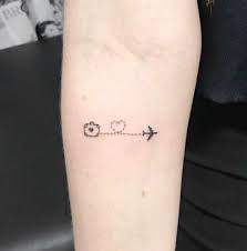 Pin By Genesis Reyes On Tatuagens Shape Tattoo Mini Tattoos Minimalist Tattoo