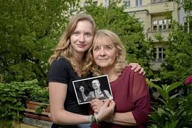 Or start a new search to discover more pictures at imago. Heike Drechsler Das Ist Ihr Sohn