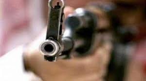 الجاني اقتحم غرفة نومها واستخدم سلاح رشاش وأطلق عليها 12 طلقة تفاصيل جديدة في قضية رجل يقتل زوجته في تبوك السعودية المشهد اليمني