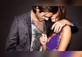Plus de 10 idées de petites attentions pour surprendre votre amoureuse au quotidien testées et approuvées pour tous les budgets. Rendre Son Homme Amoureux 15 Conseils Pour Le Faire Tomber Amoureux