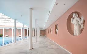 Başbakan, cumhurbaşkanınca türkiye büyük millet meclisi üyeleri arasından seçilir ve görev süresi boyunca çankaya köşkü'nde ikâmet ederdi. Bir Baskentin Olusumu Avusturyali Alman Ve Isvicreli Mimarlarin Izleri Idari Yapilar Cumhurbaskanligi Kosku Goethe Institut