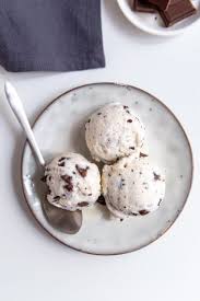 Stracciatella Glace Vanille Et Chocolat Recette Italienne Glace Stracciatella Glace Vanille Recette Italienne