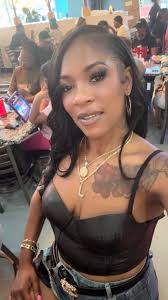 Too Pretty Jasmine added a new photo.