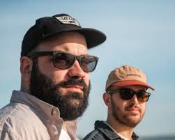 Le duo Pat Gillespie sera en spectacle sur le quai de Grand-Bouctouche (16  boul. Irving) le samedi 26 juillet de 15h à 17h. Le Pat Gillespie Duo offre  des performances énergiques et