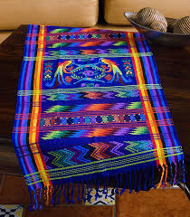 Woven By Hand On A Backstrap Loom This Elegant Table Runner Depicts The Quetzal Guatemala S Emblematic Bird Peruvian Textiles Backstrap Loom Quetzal