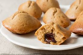 Recette De Madeleines Vanille Chocolat A Indice Glycemique Bas Moelleuses Bombees Et Parfumees Ces Madeleines Sont Gou En 2020 Ig Bas Alimentation Recette Madeleine