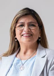 Dora Villagra's Instagram, Twitter & Facebook