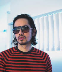 Rico is quite active on social media with a strong fanbase of more than 1 million followers on facebook and more than 2 million followers on twitter. Rico Blanco Songs Albums And Playlists Spotify