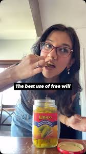 All I want in Australia is the ability to buy big jars of pickled peppers  as easily as I can do back in the Americas but alas 🌶️ , #freewill  #morningroutine #holidaymode #depressionmeal