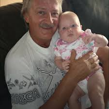 𝗦𝗔𝗬 𝗬𝗘𝗦 𝗜𝗙 𝗬𝗢𝗨 are a fan of Carlos Santana 👋