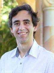 Associate Professor Eric Eisenstat