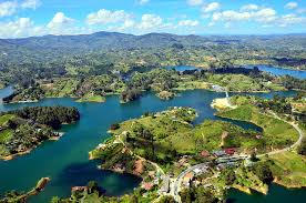 Support us by sharing the content, upvoting wallpapers on the page or sending your own background pictures. Hd Wallpaper River Panorama Colombia Islands Guatape Wallpaper Flare