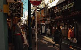 It must be hard to make a living away from home. Shimokitazawa
