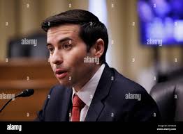 Aaron keith hi-res stock photography and images