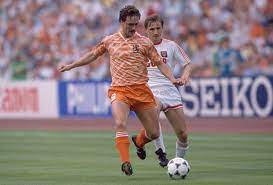 Pin On Greatest Football Players All Number 1