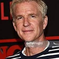 Martin Brenner (played by Matthew Modine) outfits