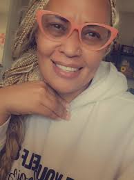 Talisa Rae (@iamtalisarae)