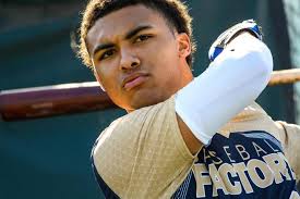 Baseball Factory (@baseballfactory) · Instagram 照片和视频