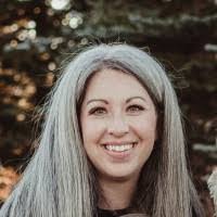 Janna Lewis's Instagram, Twitter & Facebook