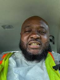 Kenneth Whelchel's Instagram, Twitter & Facebook