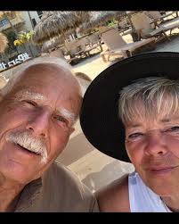 To honour his Life, his Love & his everlasting memories, Eternal Flame  Rhonda Neufeld created these pieces with Larry's ashes into glass. Rhonda's  work is made with passion & heart. She interrupts