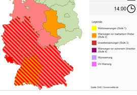 Der donnerstag beginnt zunächst freundlich, bevor sich im tagesverlauf örtliche gewitter mit starkregen. Sturm Uber Deutschland Donnerwetter De