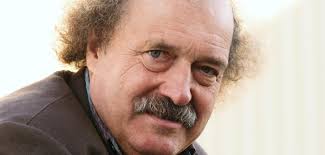 Urs Widmer : Auch die allerletzte Reise führt nach innen