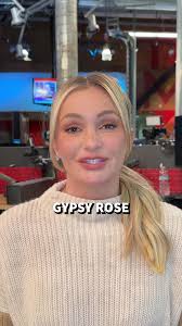 Gypsy Rose got her teeth fixed and we have the first pics of her new s...