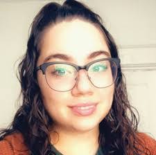 Beth Schrag's Instagram, Twitter & Facebook