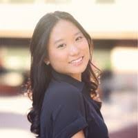 Elisha Arnold's Instagram, Twitter & Facebook