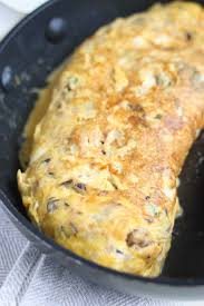 Easy Omelette With Canned Mackerel Recipe Chef Ja Cooks Simple Gohan Recipe Mackerel Recipes Mackerel Fillet Recipes Recipes
