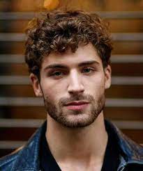 Trendy Curly Hairstyles For Men 2017 2018 Styles Beat Curly Hair Men Men S Curly Hairstyles Professional Hairstyles For Men