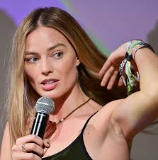 Robbie love 😍❤️