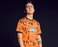 — andar sofian campioni d'italia(@andarsofian) may 9, 2020. Juventus Stars Launch Italian Giants New Third Kit Which Fans Compare To Hull City Home Shirt Daily Mail Online