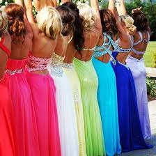 How You Can Do Away With Bacne To Show Off A Radiant Back On An Evening Out Prom Dresses Dresses Prom