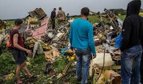 Ukrainian news released these photos from the crash site. Mh17 Victims Bodies Are Stuck At The Railway Station In Refrigerated Trucks Live Blog The World From Prx