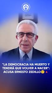 GritoHistóricoPresidenta💜✨ ¡Histórico y con raíces! En su primer Grito de  Independencia este #15DeSeptiembre🇲🇽, la presidenta Claudia Sheinbaum  deslumbró con un vestido morado de manga larga, bordado artesanalmente por  manos nahuas de Tlaxcala