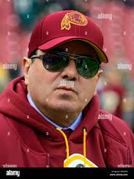 Daniel snyder hi-res stock photography and images
