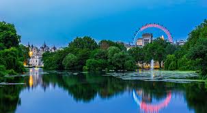 It's renowned for its pretty lake, vibrant flower beds, and for. 24 7 Apartment Hotels Near St James S Park London With Free Wifi
