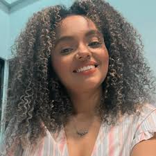 Colección de sueters estilo navideño para caballero. Encontrá en Aliss los  mejores estilos para este fin de año. ¡Vení por la tuya a nuestras tiendas!