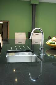 plan de travail cuisine plan de travail noir en granit noir du zimbabwe cuisine granit pier plan de travail cuisine plan de travail granit plan de travail