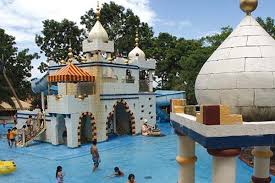 Sejak melaka disenaraikan dalam bandar warisan dunia unesco, sektor pelancongan di melaka terus melonjak tinggi. Taman Tema Air Famosa E Tiket Rm 35 Tripcarte Asia